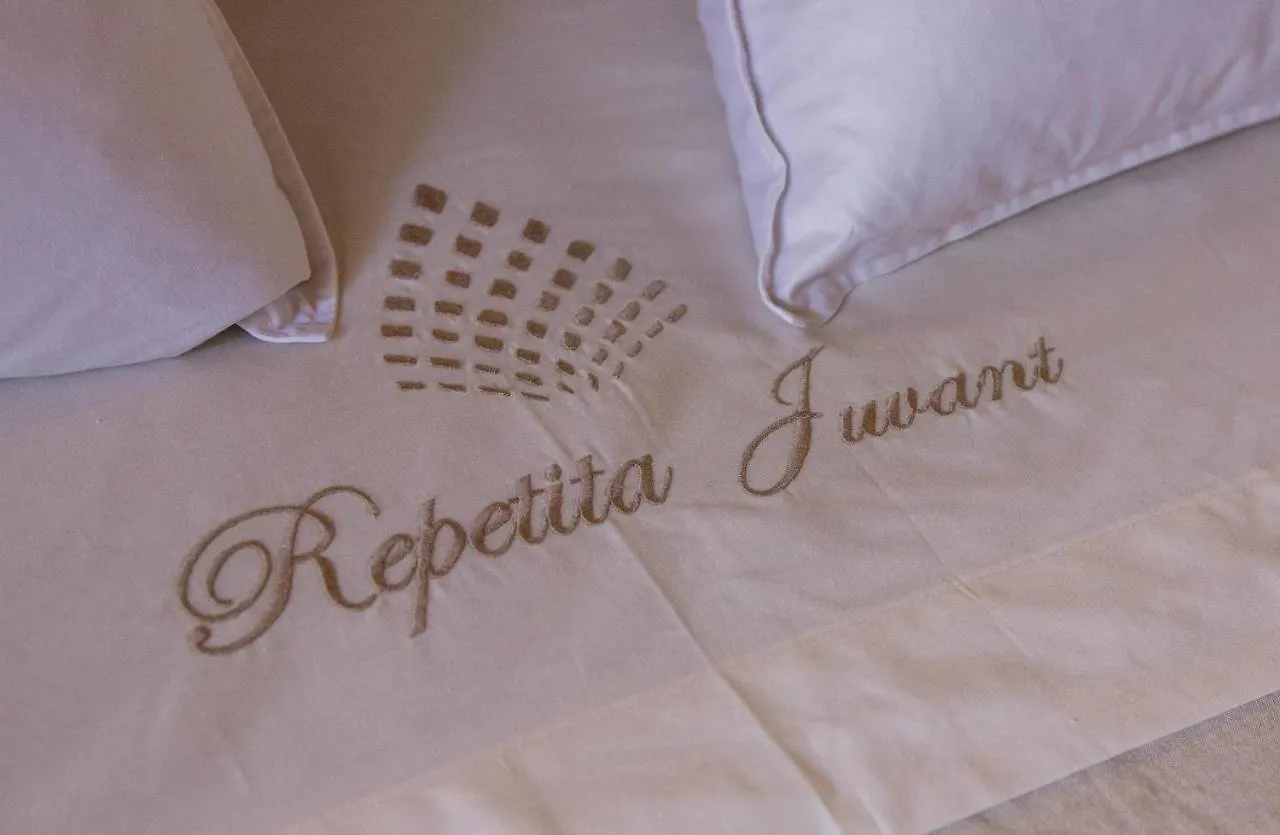 Repetita Juvant Roma 0*,
