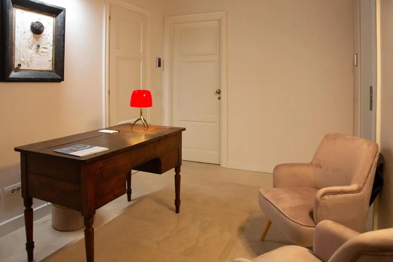Bed & Breakfast Repetita Juvant Roma